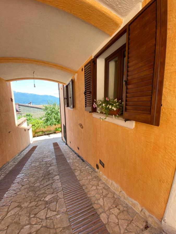 B&B Peonia Orgosolo Eksteriør billede